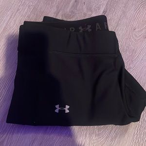 underarmor black capris